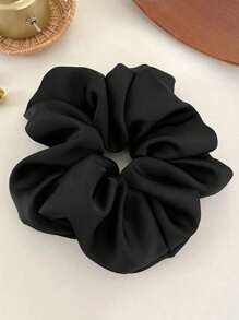 3 Stück/Set 18cm extra große Satin Soft Scrunchies für Frauen, erhältlich in Schwarz, Weiß, Rot, Braun, Khaki, vielseitig, elegant, minimalistisch, einfarbige Scrunchies geeignet für den täglichen Gebrauch, Lässig, Pendeln, Urlaub, Haarstyling, Pferdeschwanz, Dutt