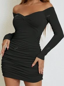 Vestido corto de mujer de manga larga, unicolor, de un solo hombro, plisado, sexy y corte ajustado, adecuado para primavera y verano