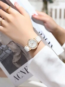 REWARD Reward Women Quartz Watch Luxury Fashion Lady Wrist Watches Silicone Bracelet Waterproof With Box Elegant And Versatile For Business And Casual Wear Retro Rectangle