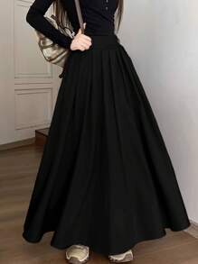 Flowy & Crisp Solid Black Maxi Skirt For Commute/Date/Casual Wear, With Pleated Details, Pockets, Versatile, Daily Wear