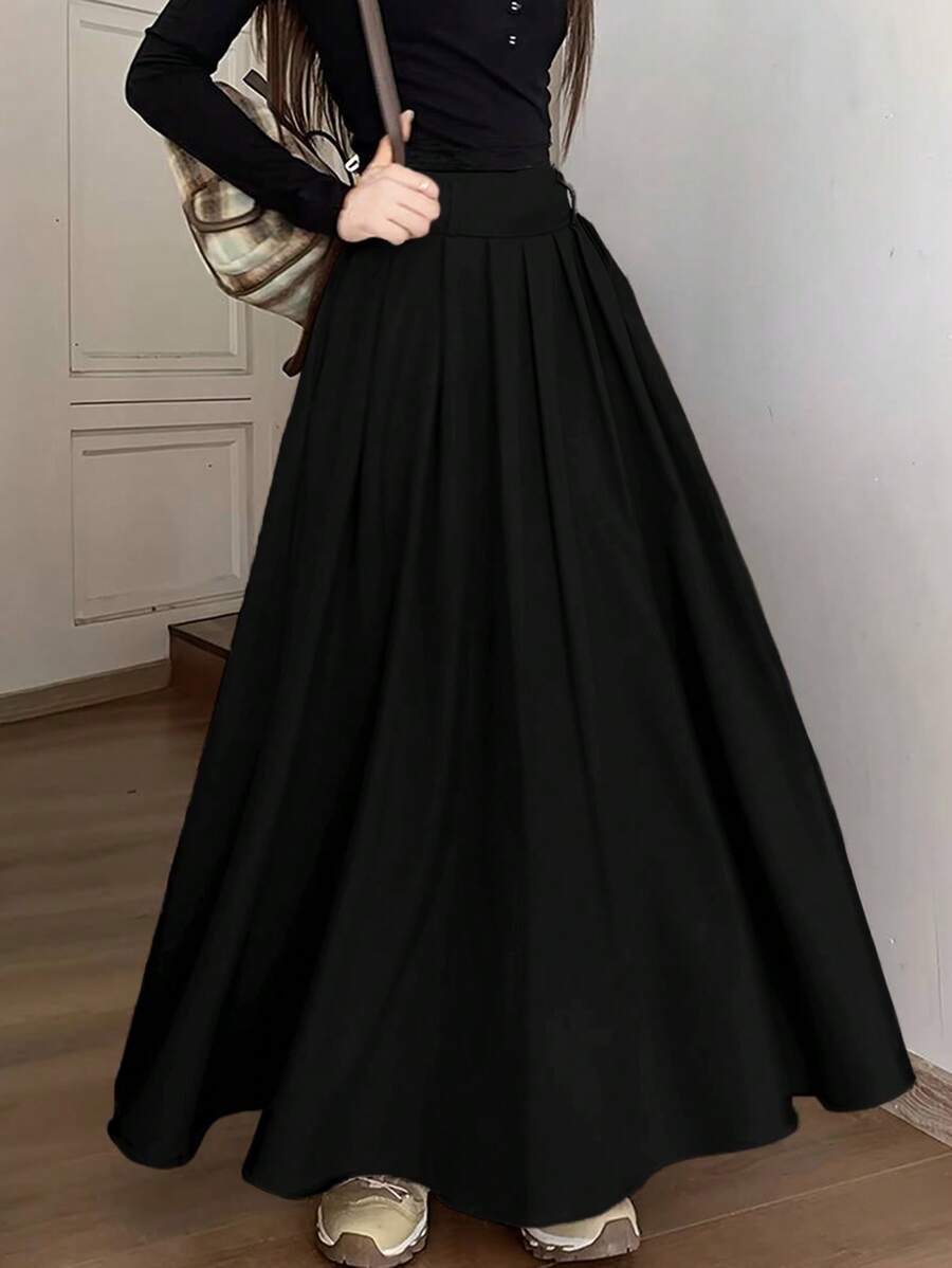Flowy & Crisp Solid Black Maxi Skirt For Commute/Date/Casual Wear, With Pleated Details, Pockets, Versatile, Daily Wear