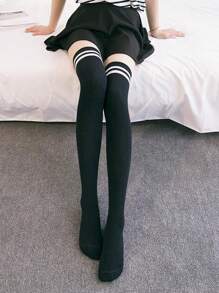 1 Pair Women's Knee-High Socks, Minimalist Striped Design, Casual For Daily Wear, Y2k