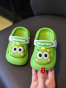 Nuevos zapatos de gelatina Eva lindos para niñas, sandalias de gelatina de verano ligeras, de suela blanda y de doble uso con diseño de dibujos animados de moda para niñas