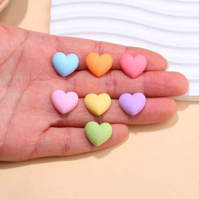 50 件混合心形系列手工奶油胶 DIY 材料心形树脂首饰配件适用于情人节、手机壳、发夹、新年礼物制作，颜色随机
