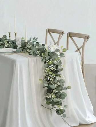 1/3 件 70 英寸/5.9 英尺，白色桉树花环，银元桉树叶和满天星花环，人造绿植和藤蔓。适用于万圣节装饰、家居装饰、圣诞节、圣诞装饰、节日背景布置、迎婴派对、墙面装饰、房间装饰、假植物、婚礼、场景装饰、家居装饰和中心装饰。