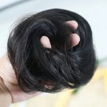 Syntetyczne włosy Scrunchie Bun Maker, puszysty kok z włosów Donut, elastyczna gumka do włosów Bun Cover Hairpiece, odpowiednia dla kobiet do codziennego upięcia