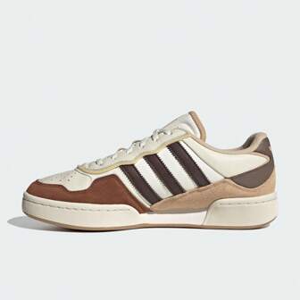 Adidas 經典休閒運動輕便板鞋