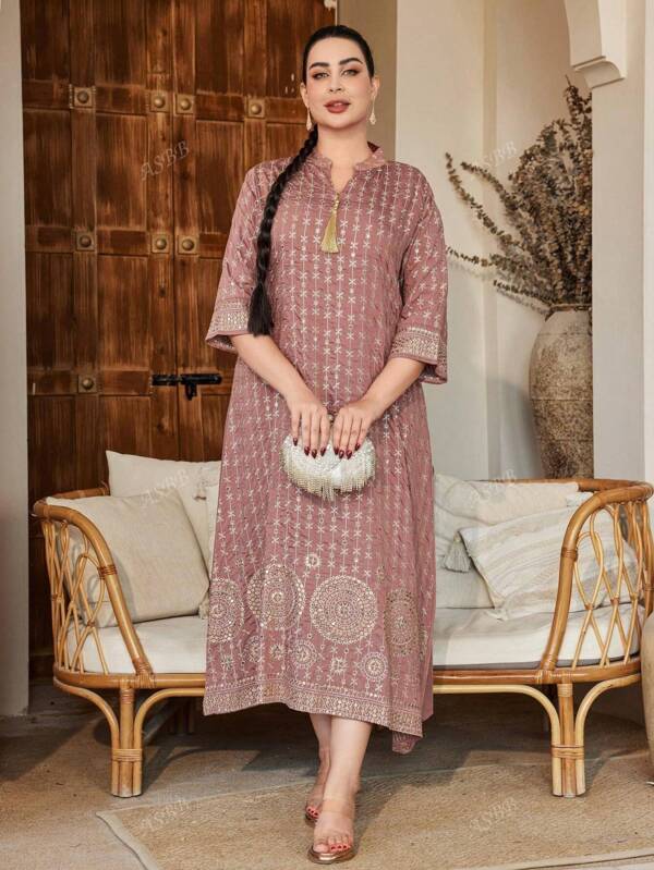 Ramadan Heavy Golden Bead Embroidery Arabic Style Elegant V-Neck Tassel Hem Abaya Dress, High-End, Spring/Summer 2025, Modest Kaftan
