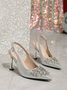 Damskie półbuty typu mule slip-on ze spiczastym noskiem i zdobione kryształkami, srebrne - Srebro - Zobacz 6