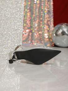 Damskie półbuty typu mule slip-on ze spiczastym noskiem i zdobione kryształkami, srebrne - Srebro - Zobacz 4