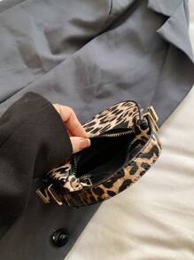 女士迷你可爱豹纹斜挎包，时尚优质轻便手提包，带有新月形细节，用途广泛，秋冬时尚猎豹印花女士钱包，新款秋冬虎纹女士包 - 卡其色 - 查看 5