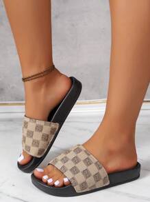 Fashionable Indoor Outdoor Casual Vacation Home Comfortable Open Toe Flat Slippers