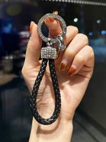 1pc Fashionable Zinc Alloy Keychain With Black Leather Cord For Car Keys, Versatile And Minimalist Keyring