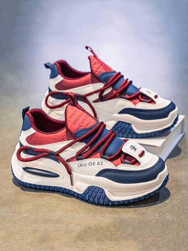 Sapatos casuais confortáveis de sola macia para homens, outono/inverno 2024, novos tênis de nicho estilo americano, sola grossa e grossa, adequados para adolescentes, casuais, ao ar livre, atléticos, viagens, presentes de formatura, roupas de aniversário