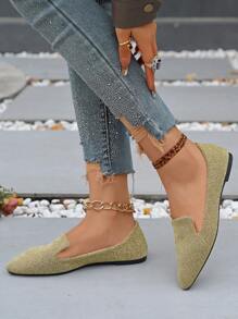 Plus Size Women's 35-45 Comfortable Hollow-Out Flat Sandals, Non-Slip, Breathable Slip-On Daily Wear Flats, Spring/Summer/Autumn. Lightweight, Versatile Knitted Floral Flat Pointed Toe Shoes, Run Small Size Up, Uneven Fabric Batches May Cause Slight Color Difference.