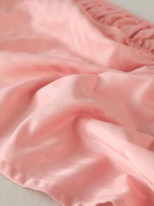 1pc Soft & Smooth Ruffle + Satin Elastic Bedskirt, Soft Bedding, Solid Color Hotel Style Bed Skirt, Stretchy Elastic Bed Ruffle, Suitable For Bedroom, Guest Room, Dormitory, Hotel, All Seasons
