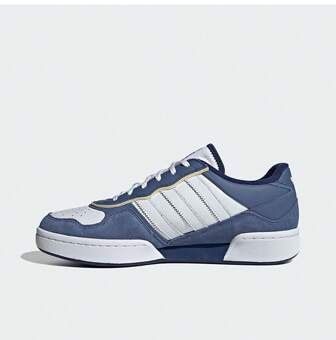Adidas Low-Top Classic Sneakers