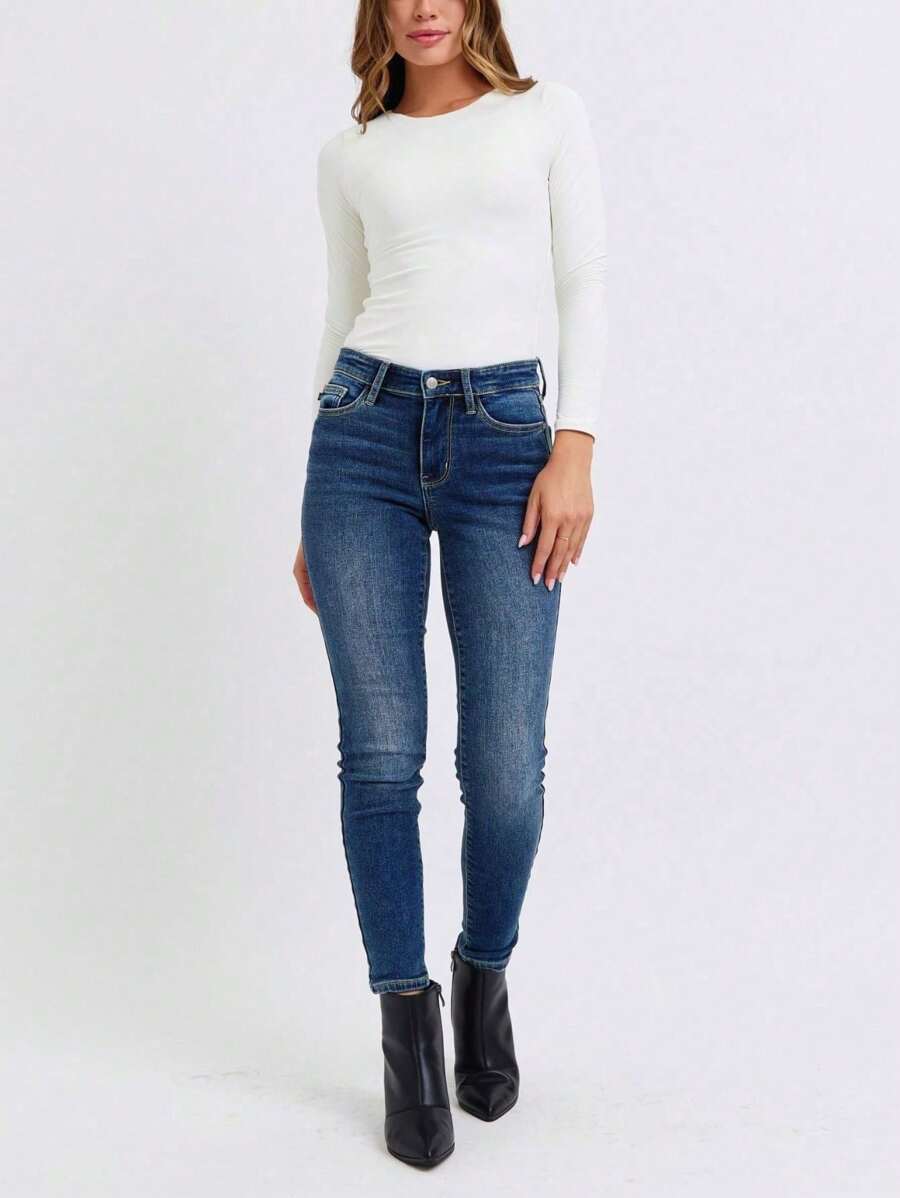 Women's Casual Skinny Jeans Classic Mid-Rise Waist Denim Pants With Thermal Lining Dark Wash Five-Pocket Design Button And Zip Closure Ankle-Length Perfect For All Seasons  Outfits Everyday Wear