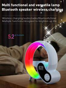 1 Stück Q-förmiger Bluetooth-Lautsprecher mit Ambientelicht. Es ist eine Heimdekoration, eine Festdekorationslampe, eine Sonnenaufgangs-Weckleuchte, eine Musik-Rhythmus-Sonnenaufgangs-Weckuhr, eine Nachtbeleuchtung, ein Bluetooth-betriebener Lautsprecher für die Heimdekoration, ein 15W kabelloser Musikladegerät und eine Uhr, sowie eine stilvolle Smart-Lampe. Raumdekor Digital Uhr Schlafzimmer Dekoration Studentenwohnheim Dekoration Schulanfang Schuldekoration Schulsurprise