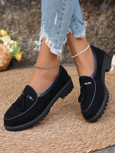 女士纯色流苏厚底坡跟一脚蹬乐福鞋，英伦风尖头休闲莫卡辛鞋