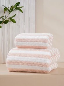 1 stuk koraalfleece badhanddoek met verticale strepen, superzacht, absorberend, huidvriendelijk, geschikt voor thuis, badkamer, sportschool, hotel, strand, essentieel voor dagelijks gebruik, perfect cadeau voor alle gelegenheden. Badkamerdecoratie voor thuis, zomer, terug naar school, voor schoonheidssalons, badkamer thuis.