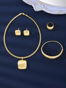 Bộ 5 món bán chạy nhất chất liệu đồng thau mạ vàng 18k gồm dây chuyền vuông, vòng tay, nhẫn và bông tai dành cho nữ. - bộ trang sức thời trang - Xem 5