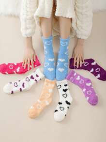 3 Pairs Assorted Color Women Crew Socks, Heart Pattern, Versatile Mid-Calf Socks, Suitable For Couples, Sleeping, Indoor, Outdoor, Parties, Y2K, Goth, Back To School, Soft, Comfortable, Thick, Breathable Coral Fleece Socks