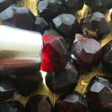 Original Natural Red Garnet Crystal Gemstone Rough Stone Mineral Specimen Healing Quartz Fashion Accessories Gifts Birthday Graduation