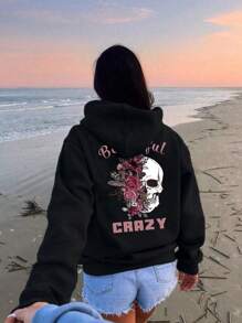 大码女式休闲连帽长袖卫衣，白色骷髅头图案搭配深粉色玫瑰羽毛，粉色“Beautiful”和“CRAZY”字母印花，适合春、夏、秋季穿着。这款大码女式长袖卫衣也是感恩节、度假和其他场合的理想之选。黑色 - 黑色 - 查看 2