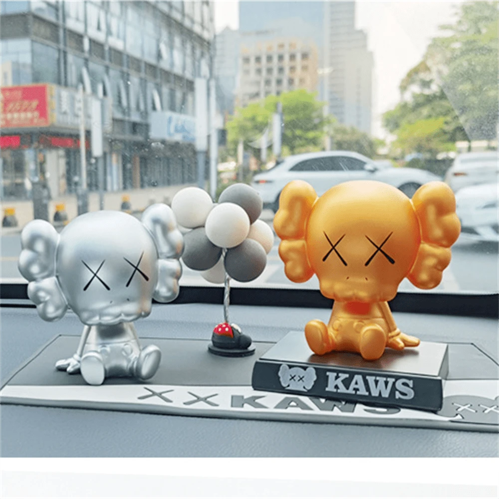 1pc KAWS Búp bê thời trang XX Mắt Đồ trang trí xe hơi Hoạt hình Bò Búp bê Bobblehead Nội thất xe hơi Đồ trang trí bánh sáng tạo Quà tặng cho bạn bè - Vàng - Xem 1