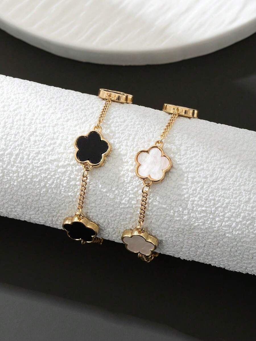2pcs Men's Fashion Classic Black & White Clover Bracelet Set