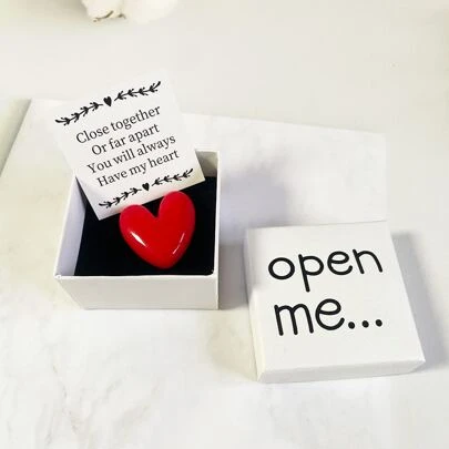 Charming Love-Themed Gift Box Set - Perfect For Boyfriend & Girlfriend, Ideal For Valentine's Day, Weddings, Birthdays & More, Heart Opening,Anniversaries I Love You, Resin Red Heart, Creative Heartfelt Keepsakes