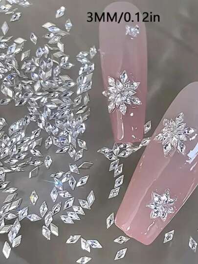 30 件 3 毫米迷你菱形指甲水钻高品质闪亮锆石指甲水钻 3D 美甲水晶水钻饰物指甲设计美甲宝石平底水钻用于制作美甲用品指甲