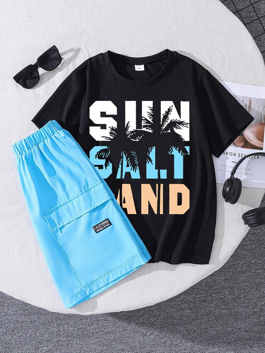 青少年男孩字母印花短袖 T 恤和编织字母贴片短裤套装