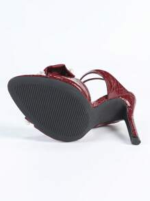 女士圆头仿珍珠蝴蝶花交叉露趾栗色高跟凉鞋，性感时尚，适合派对、婚礼