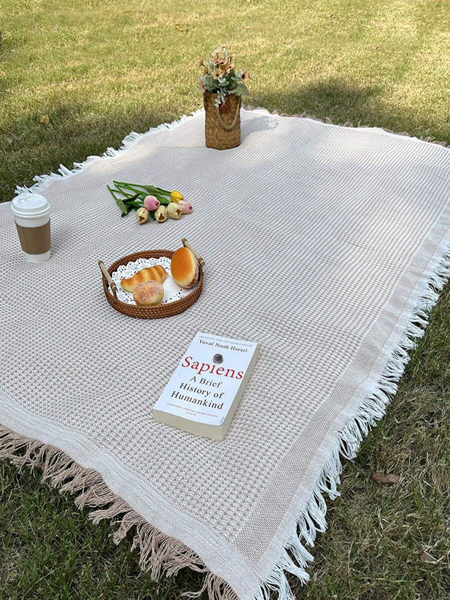 1pc Ins Style Picnic Mat,Picnic Blanket,Thickened Ins Style Outdoor Mat, Camping Picnic Cloth, Bohemian Carpet, Outdoor Windproof Cloak, Moisture-Proof Mat,Suitable For Outdoor And Home Use,Outdoor Picnic, Windproof Cloak, Table Cloth, Outdoor Decoration, Girlfriend Gift