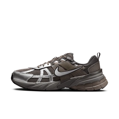 Nike V2K Run 舒适百搭防滑低帮休闲跑步鞋 男款 银棕色 HQ1678-200