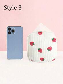 草莓和蝴蝶结印花便携式经期工具包 - 隐蔽的卫生巾储存、月经杯袋、护理垫架、卫生棉条袋、女性用品袋、带拉链封口的小型化妆包，防水、适合旅行、易于清洁的设计，适合女孩和女士，波西米亚风情