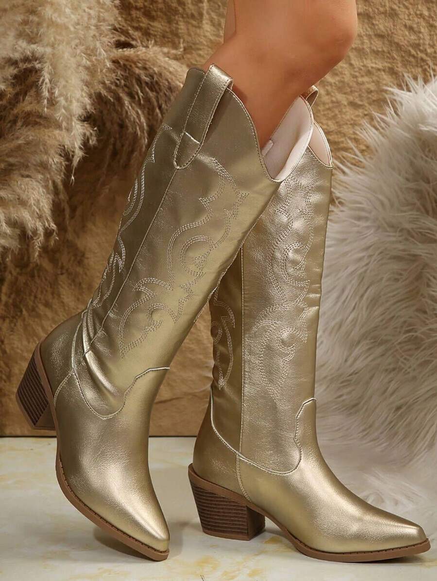 2025秋冬新款女士复古高筒亚麻刺绣西部牛仔靴，适合徒步、狩猎、骑马等场合，木质中高粗跟尖头设计，派对装扮，牛仔靴，科切拉音乐节风格。