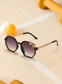 1 件 4-8 岁女孩多边形蝴蝶结配饰时尚黑色眼镜适合节日礼物、派对和日常佩戴 - 彩色 - 查看 2