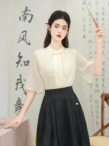 Hanfu informal de estilo chino elegante de primavera con cuello de mandarín de satén albaricoque, mangas cortas, tejido jacquard semitransparente para uso diario