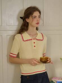 Simple Retro Blusa de manga corta elegante con cuello polo, flores 3D y detalles de contraste, para primavera y verano - Beis - Ver 6