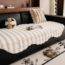Un coussin de canapé en peluche multicolore à motif spécial imitant les poils de lapin, un coussin épais et chaud antidérapant avec un arrangement linéaire asymétrique, un style crème confortable pour l'hiver, un coussin de canapé à bords ondulés qui ne perd pas de poils. Décorations pour la maison, la chambre, la pièce, l'esthétique, le salon, la chaise, le fauteuil de bureau, le coussin de siège.