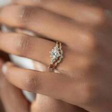 Set de 2 anillos de compromiso con cristal de corte princesa, anillo de boda único y artístico, decoración de novia, regalo para aniversario de boda o Día de San Valentín