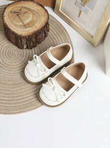 1 Pair Spring New Baby Girl Outdoor Comfortable Cute White Flat Shoes, Baby Girl Flat Autumn Shoes, Baby Wedding Shoes, Toddler Shoes - White - View 5