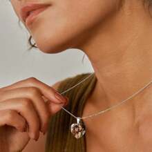 定制心形照片项链，玫瑰花爱心雕刻心形吊坠，优雅简约 18K 镀金不锈钢项链，男士/女士个性化珠宝，适合生日/母亲节/情人节/圣诞节礼物 - 銀色 - 查看 5