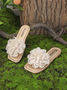 Dziewczęce duże płaskie kapcie zdobione kwiatami, wygodne, codzienne sandały z odkrytymi palcami do użytku wewnątrz, na zewnątrz i na plażę, odpowiednie na lato