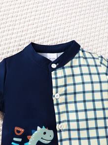 3pcs/Set Cute Cartoon Little Dinosaur Print & Plaid Splice Stand Collar Short Sleeve Shirt, Solid Color Shorts And Small Brimmed Hat