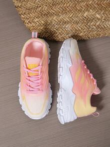 Damen Plateau-isolierte Freizeitschuhe, runde Zehenkappe mit Flammen-Muster, leichte Lauf-Sneaker, rutschfeste weiche Sohle für Outdoor-Sport