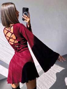 Sedessea Đầm ngắn chữ A hở vai tay loe gợi cảm cổ tròn màu trơn thời trang - Màu Đỏ Sâu - Xem 3